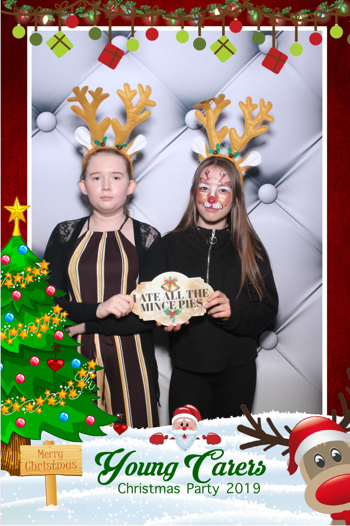 Young Carers Christmas Party   | View more photos from the event at gallery.magicimages.uk/u/MagicImages/Young-Carers-Christmas-Party
